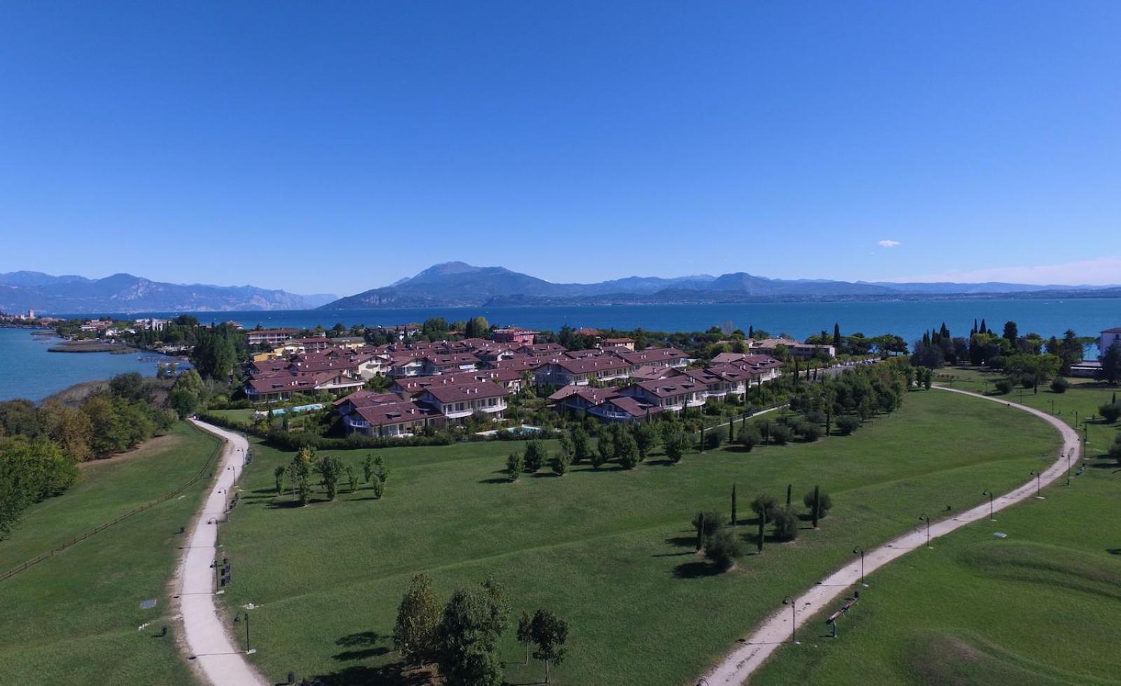 Resort Caesar C4 Sirmione - Gardagate Extérieur photo